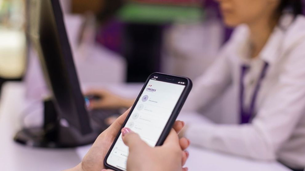 (P) Cum obții finanțare pentru un credit de nevoi personale, 100% online, direct de pe telefonul mobil