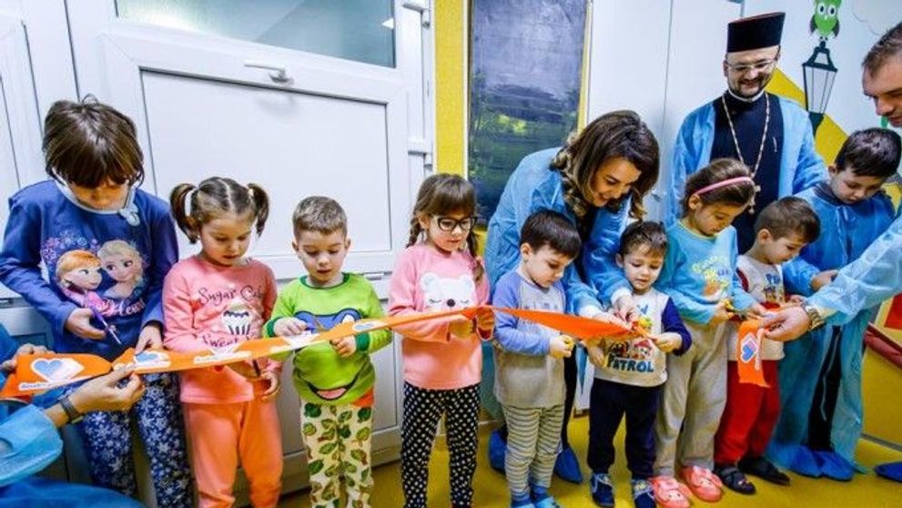 A strans 150.000 de € si a renovat voluntar o sectie de spital: 