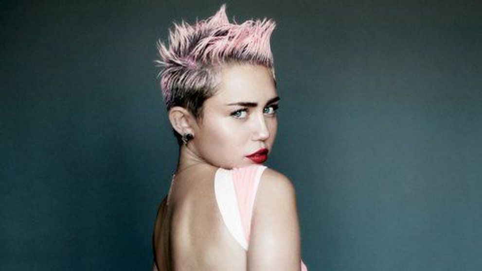 A pozat NUD. Imaginea cu Miley Cyrus la care fanii artistei nici macar nu ar fi indraznit sa viseze