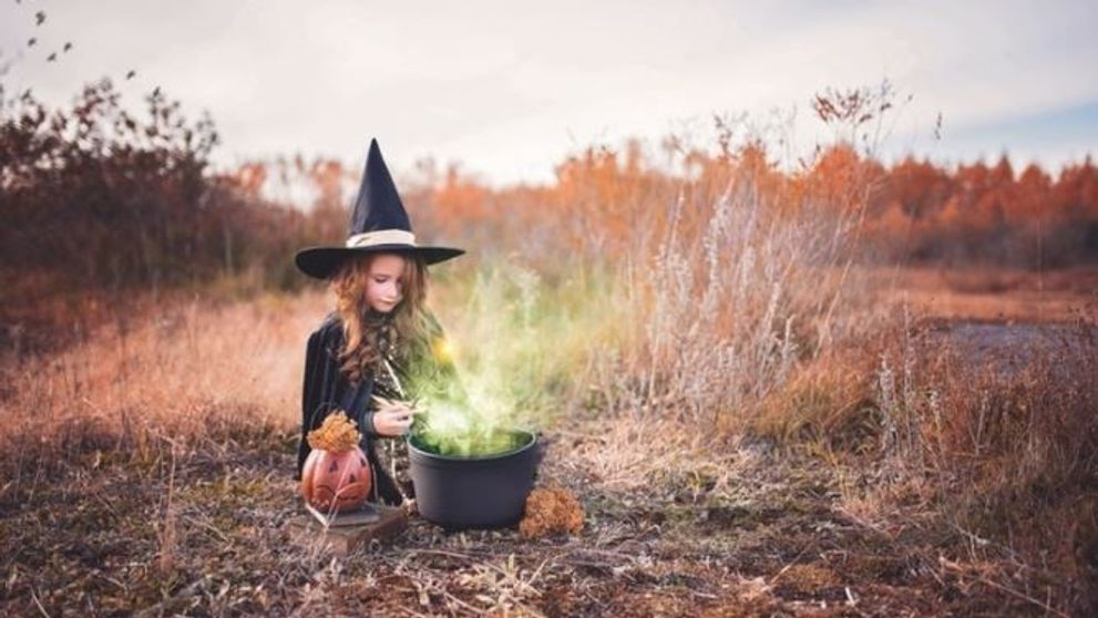 (P) 5 ținute simplu de realizat pentru petrecerea de Halloween