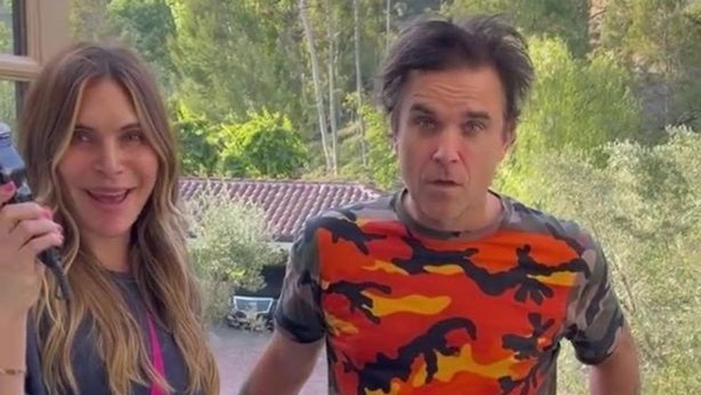 Robbie Williams, de nerecunoscut după ce soția sa l-a ras pe cap