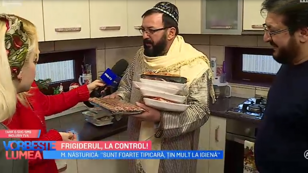 VIDEO Frigiderul, la control alături de familia Năsturică