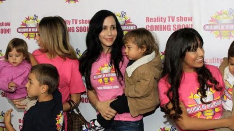 Nadya Suleman, celebra “octomama”, la plimbare cu toata familia FOTO