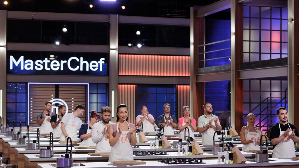 Incident neașteptat în bucătăria MasterChef: un concurent leșină după ce își taie un deget! ”L-am văzut cu mâna plină de sânge și m-am speriat!”