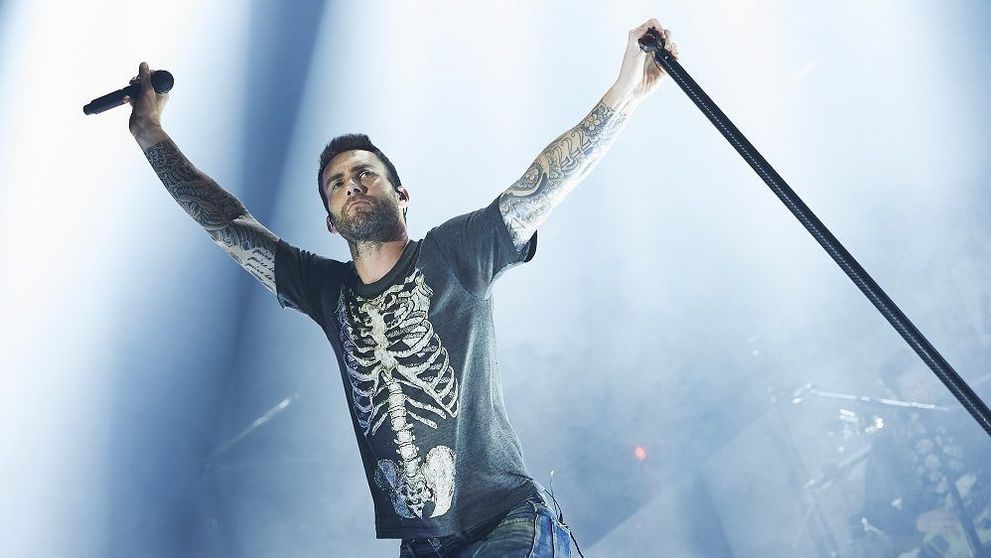 Băieții de la Maroon 5 vor cânta în finala Super Bowl. Cine mai urcă pe scenă alături de ei