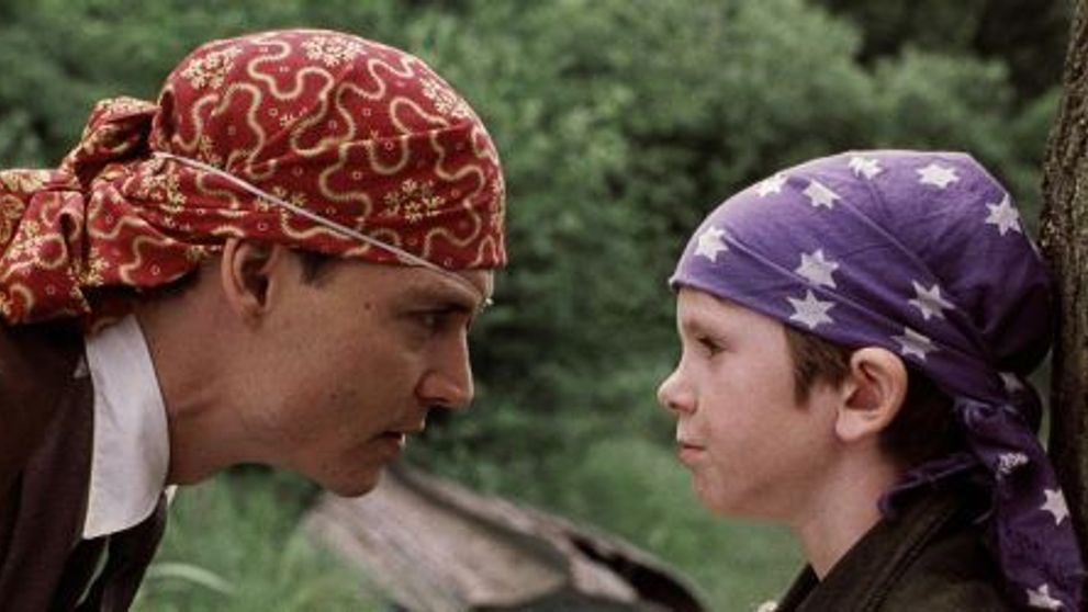 Baietelul care te-a facut sa plangi intr-un film iubit de toti copiii a ajuns de nerecunoscut. Cum arata azi pustiul de langa Johnny Depp