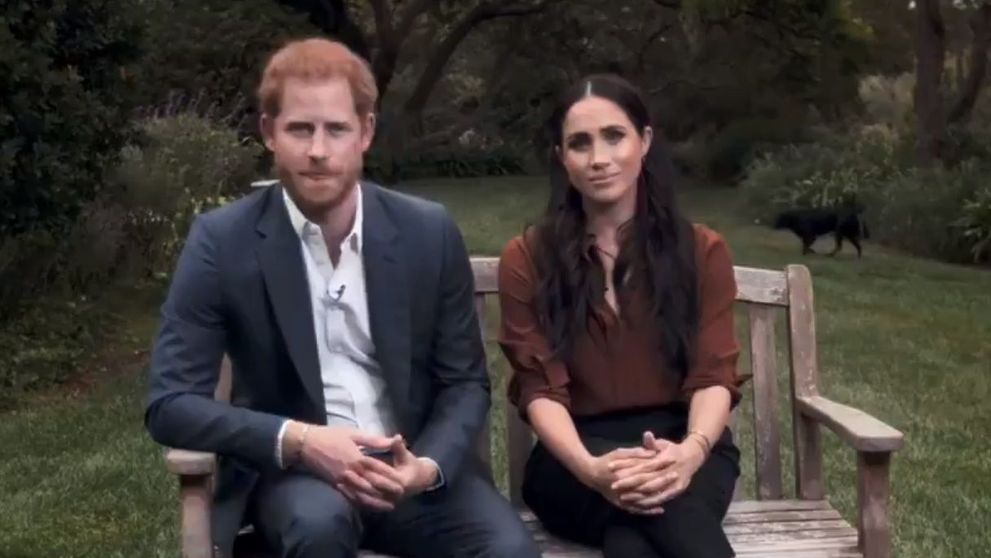 Cățelușa lui Meghan și Harry, al cărei nume este o înjurătură românească, este acum vedetă