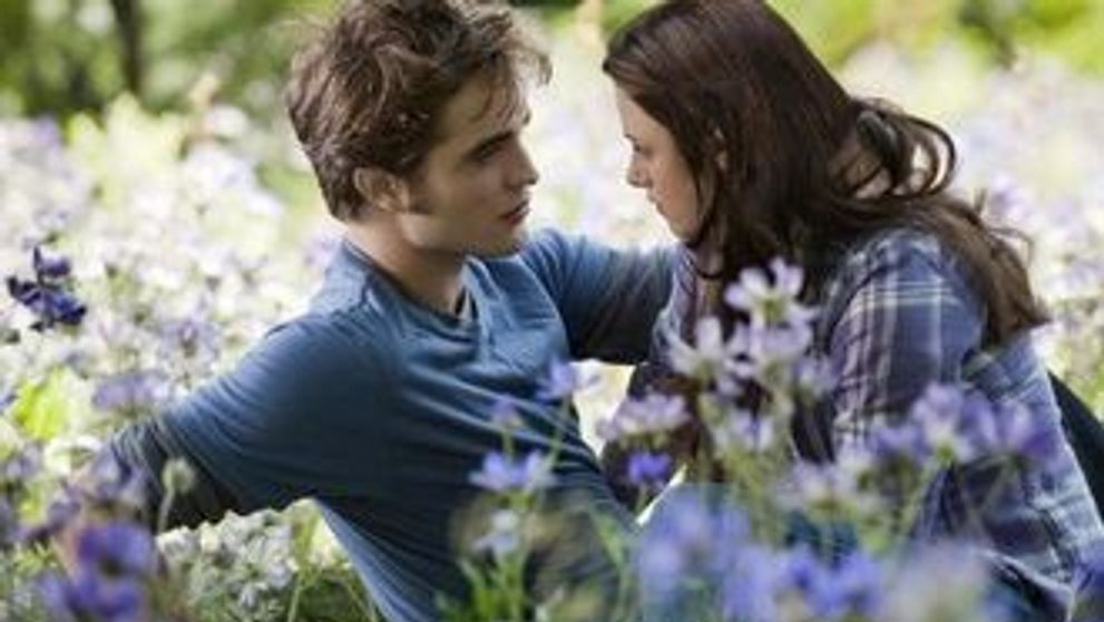 Kristen Stewart si Robert Pattinson, iubire si nu prea! Afla ce spun astrele despre relatia lor!