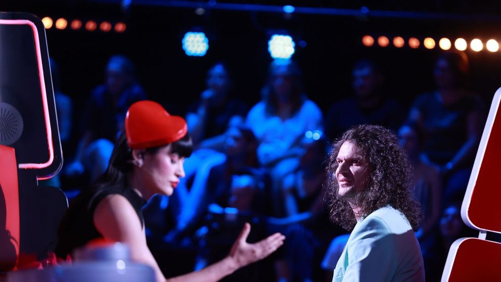Denis către Irina Rimes, la Vocea României: Noi suntem prieteni și, pentru prima dată în viață, vreau să ne batem