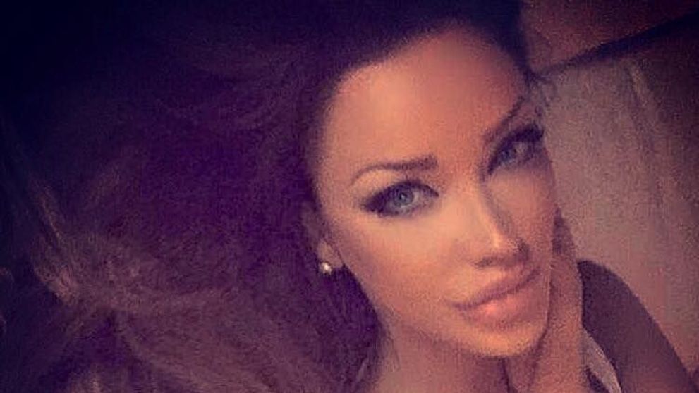 Bianca Dragusanu a apelat din nou la trucurile de infrumusetare. Ce si-a facut roscata la fata