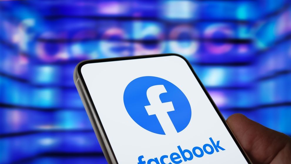 A picat Facebook. Utilizatorii din România, dar și din alte țări, nu pot folosi platforma