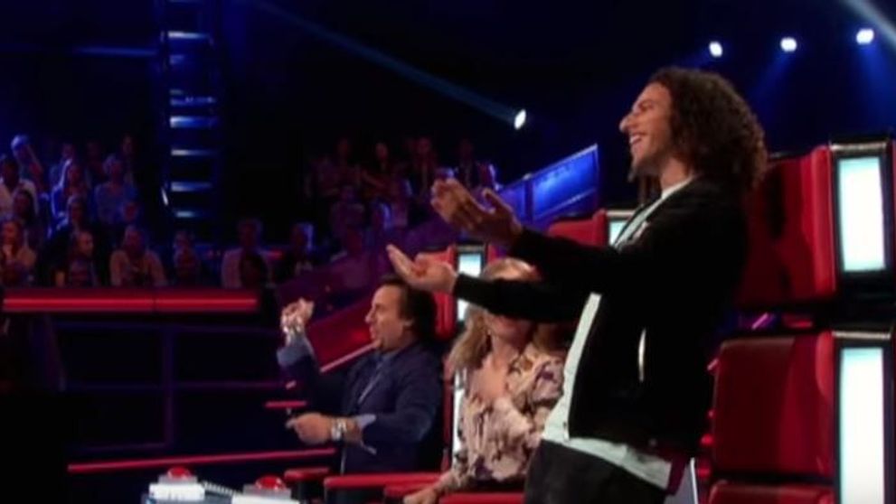 A intors toti juratii si i-a facut sa danseze. Micuta care a umplut sala de buna dispozitie