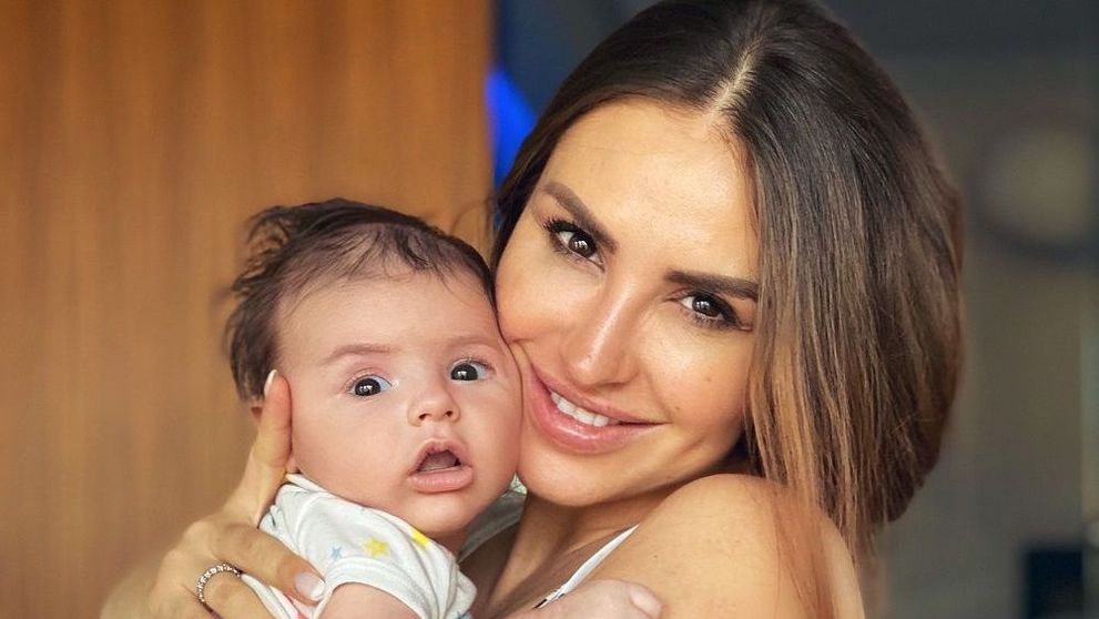Roxana Blagu trăiește miracolul unui nou început după drama vieții ei: „Mi-a fost dor de bebelușeală”