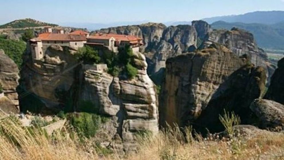 Cele mai spectaculoase destinatii turistice suspendate! GALERIE FOTO