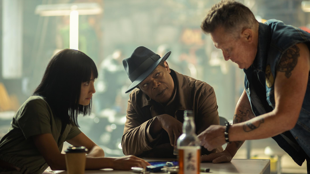 Spy thriller internațional, filmat în România, cu Michael Keaton, Samuel L. Jackson și Maggie Q - difuzat la PRO TV. Ce locuri celebre din București veți recunoaște