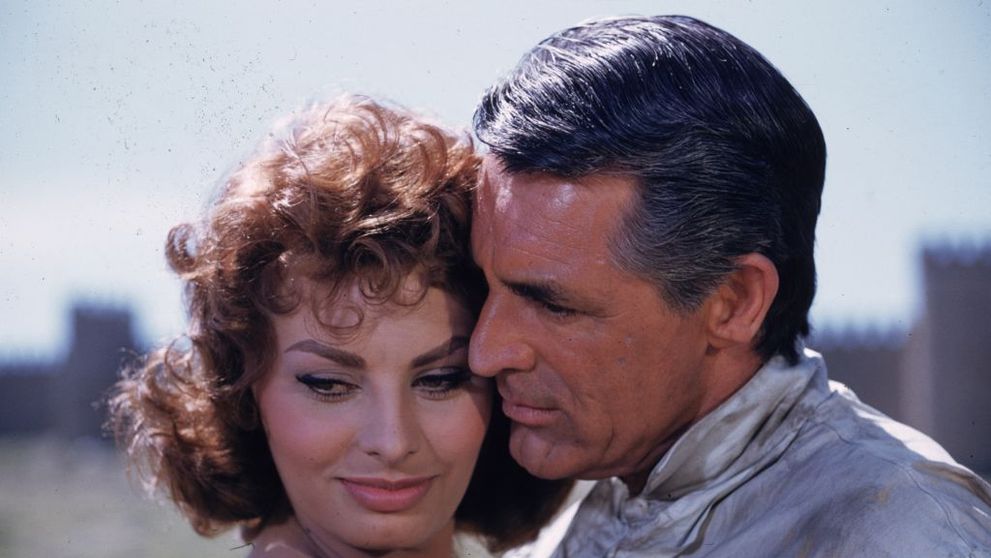 Cary Grant, o iubire imposibilă. A avut 5 soții și aventuri cu Grace Kelly și Sophia Loren, dar a fost îndrăgostit de un bărbat toată viața