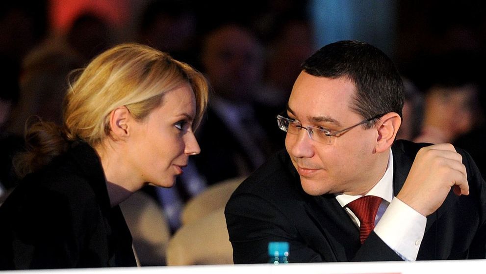 Prima poză cu Maria, fetița adoptată de Victor Ponta și Daciana Sârbu