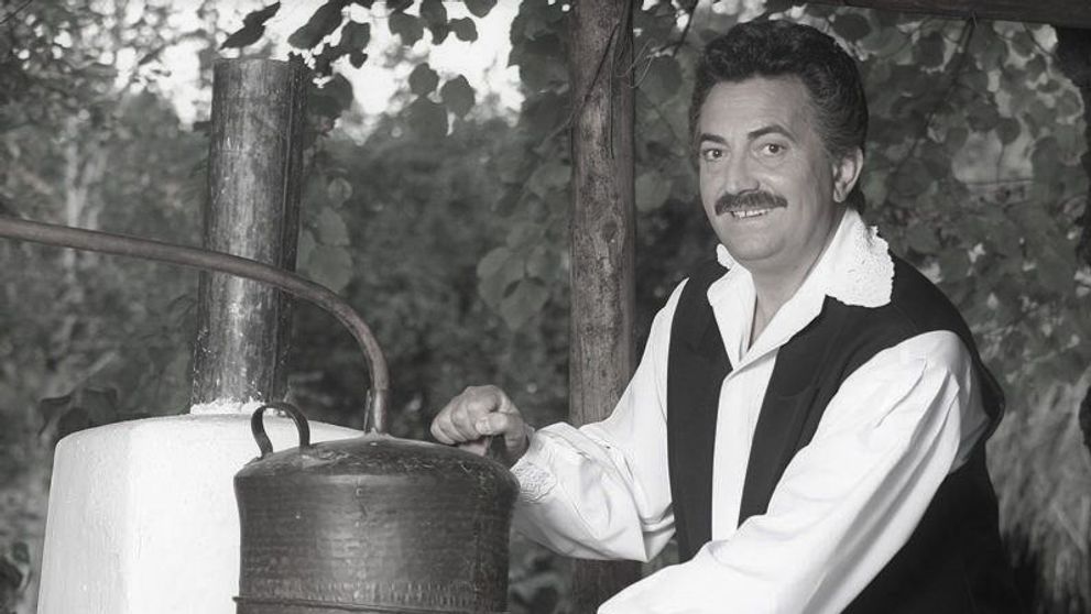A murit Petrică Mîțu Stoian. Interpretul de muzică populară fusese internat în stare gravă