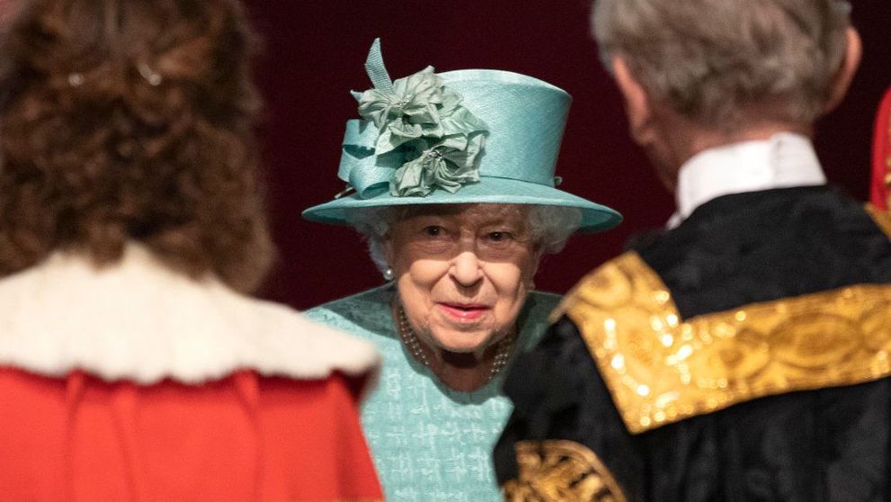 Cum a fost surprinsă Regina după ce Meghan și Harry au anunțat că părăsesc familia regală