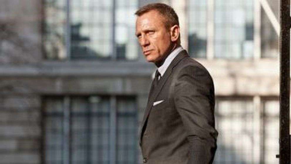 Primul trailer oficial din Skyfall: Daniel Craig se intoarce pentru a treia oara in rolul lui James Bond. Vezi cum este interogat