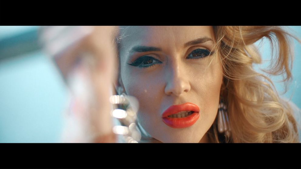 Oana Radu si Dr Mako continua colaborarea de succes si pentru noul single - 