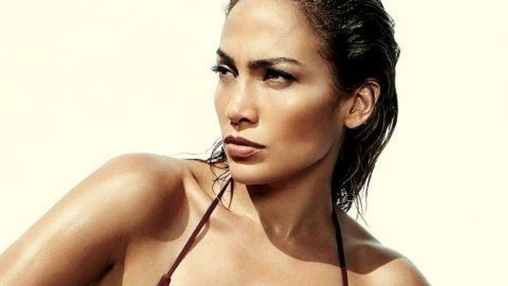Fara machiaj, superstarul international se transforma intr-o femeie banala. Cum au surprins-o paparazzii pe Jennifer Lopez