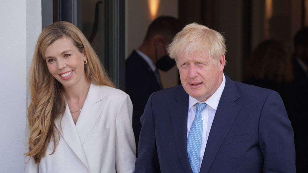 Bona copiilor lui Boris Johnson, dată afară! Cum a fost surprinsă în compania politicianului de către soția acestuia