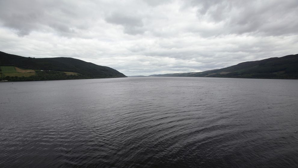 Monstrul din Loch Ness, surprins din nou în apele lacului scoțian! Verdictul vânătorului Eoin O'Faodhagain: ”Nu poate fi decât bestia”