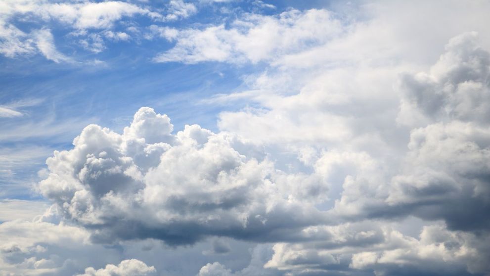 Prognoza meteo: Cer înnorat cu ploi și vănt