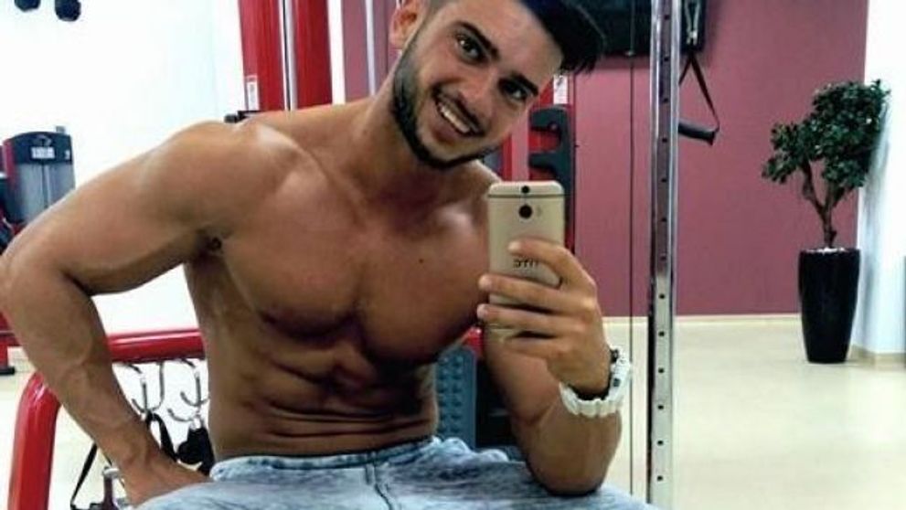 Dorian Popa, eclipsat de iubita sa! Cum au fost surprinsi cei doi si cu ce a reusit Claudia sa atraga privirile tuturor