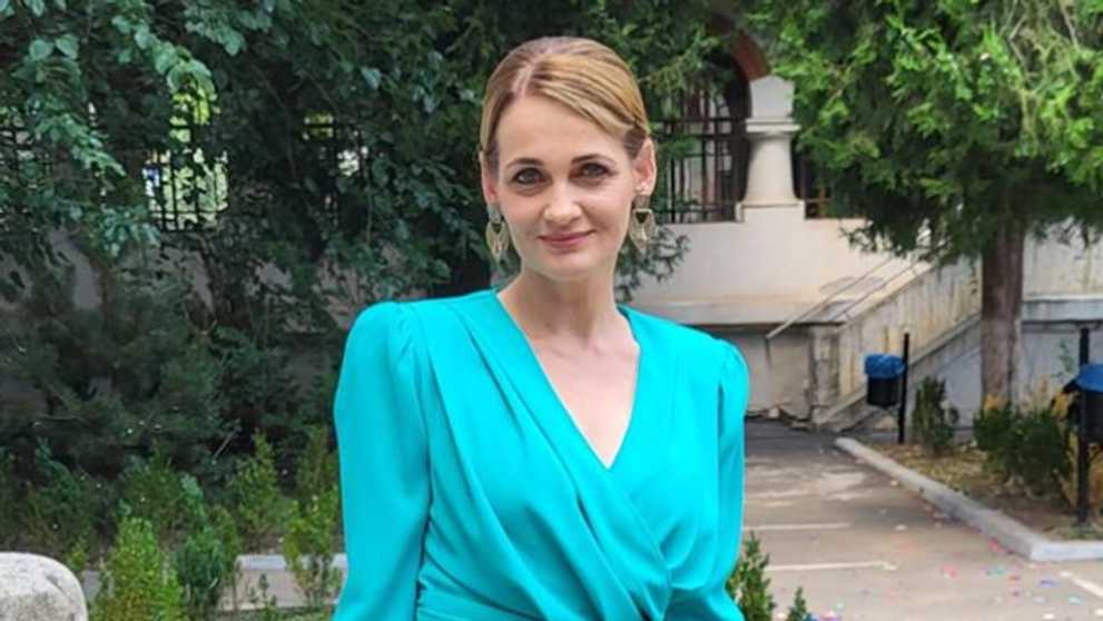 Cum arată și cu ce se ocupă fiul Elvirei Deatcu. Luca s-a stabilit în Italia acum doi ani