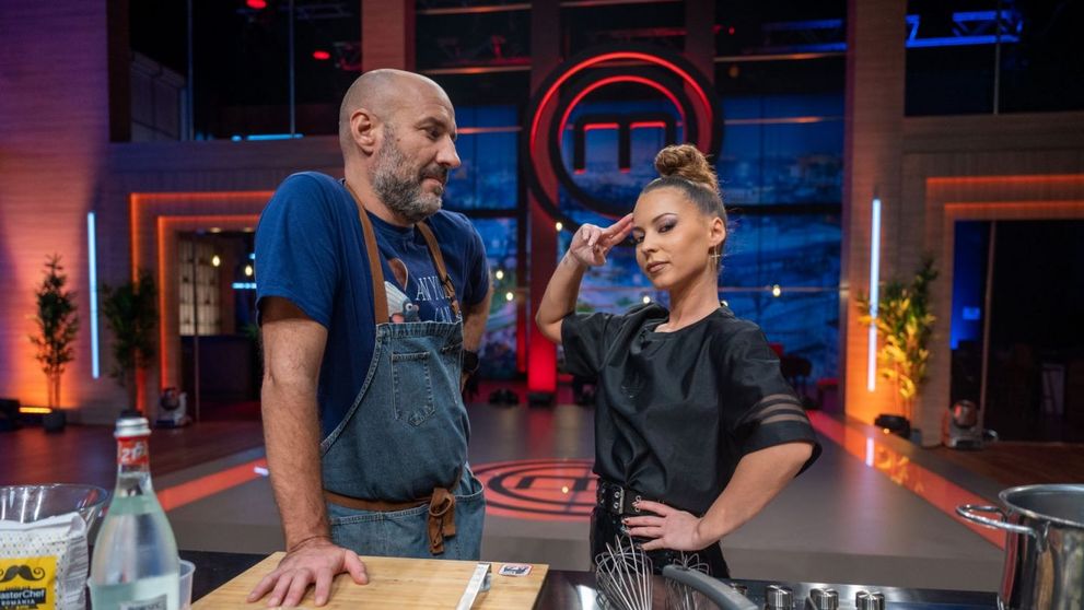 Chef Radu Dumitrescu, schimb de roluri cu AMI, la Chef de MasterChef: „Ea mă învață  rețeta ei de ciocolată”