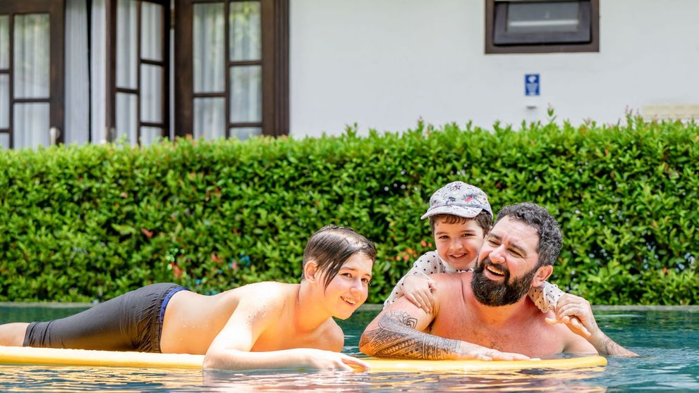 Activități de vacanță de neuitat pentru cei care nu pleacă în concediu (P)