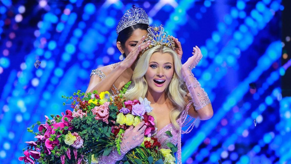 Fanii Miss Universe cred că a fost blat! Cine e, în realitate, frumusețea care ar fi trebuit să câștige în locul lui Miss Danemarca