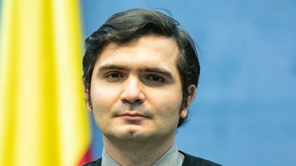 Povestea emoționantă a lui Bogdan Anicescu, interpretul din transmisiile autorităților