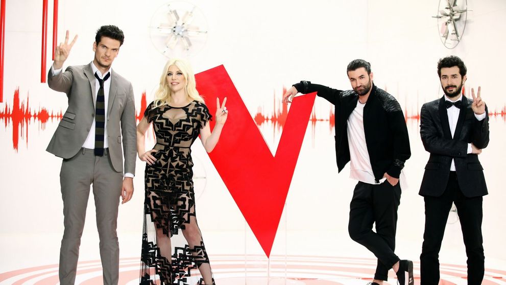 12 concurenti sunt pregatiti sa demonstreze ca doar vocea conteaza in show-urile live Vocea Romaniei!