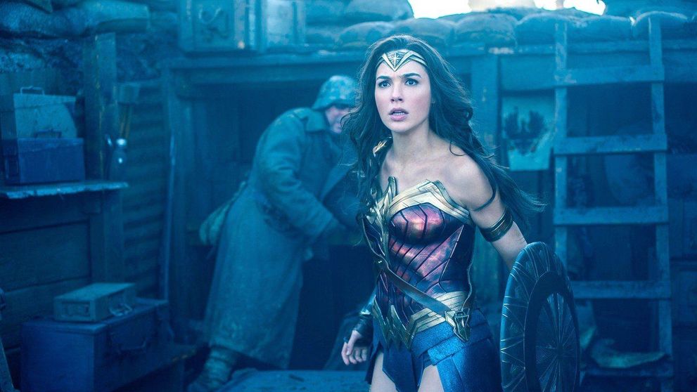 Wonder Woman 2. Cum arată noul costum de supereroină al lui Gal Gadot