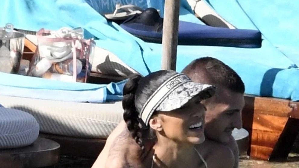 Marco Verratti și soția lui, scene de amor în public! Cum au fost surprinși în Mykonos