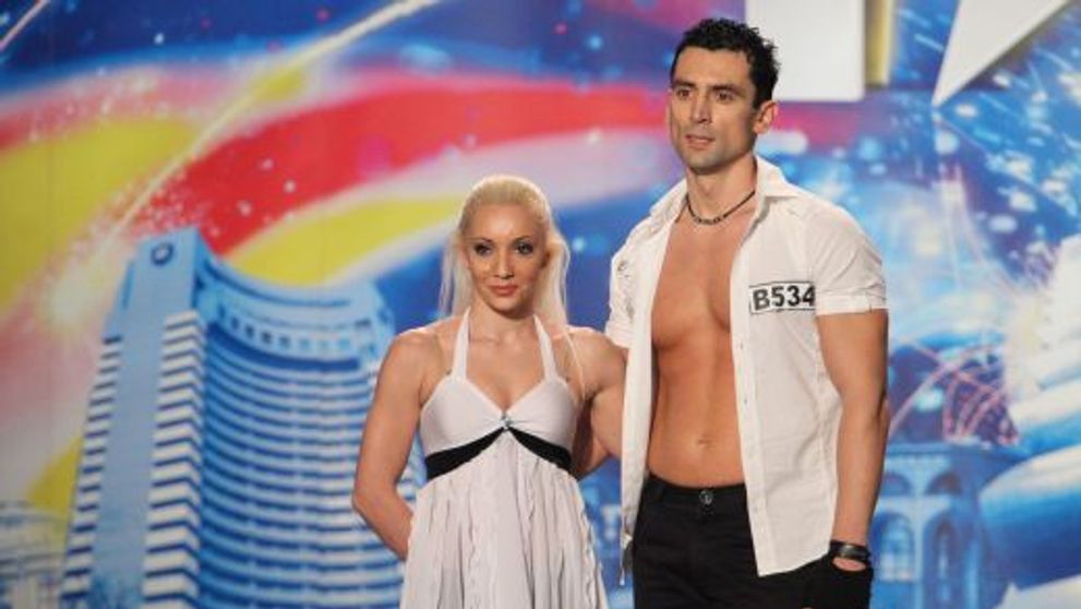 Alina si Bogdan de la AcroMystic: 