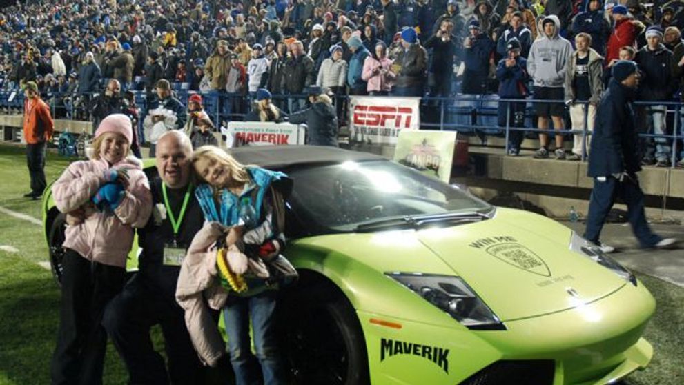 A castigat un Lamborghini de 300.000 $, dar in 6 ore s-a ales praful de el! <span style=
