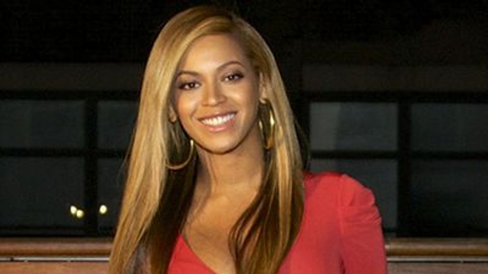 Beyonce, sexy dupa nastere. Cum arata vedeta la <span style=