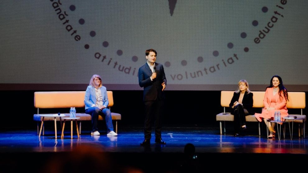 ”Să te droghezi nu este cool, nu te face mai interesant sau mai șmecher” Selly, alături de 650 de elevi constănțeni, în cadrul unei noi inițiative anti-drog: „Alternative – să fii cool”