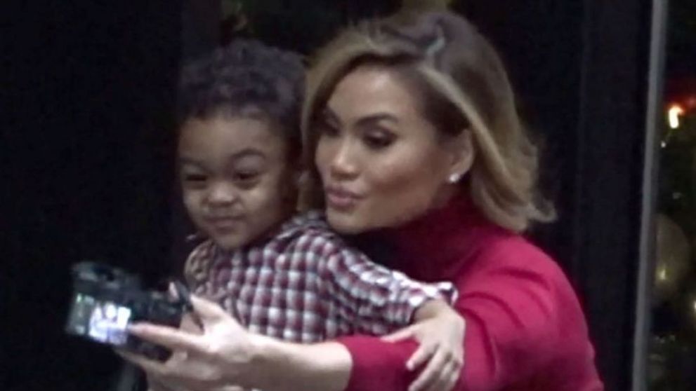 Aparitie incantatoare pentru fiul lui 50 Cent si mama lui, Daphne Joy. Cat de mare si simpatic s-a facut micutul Sire