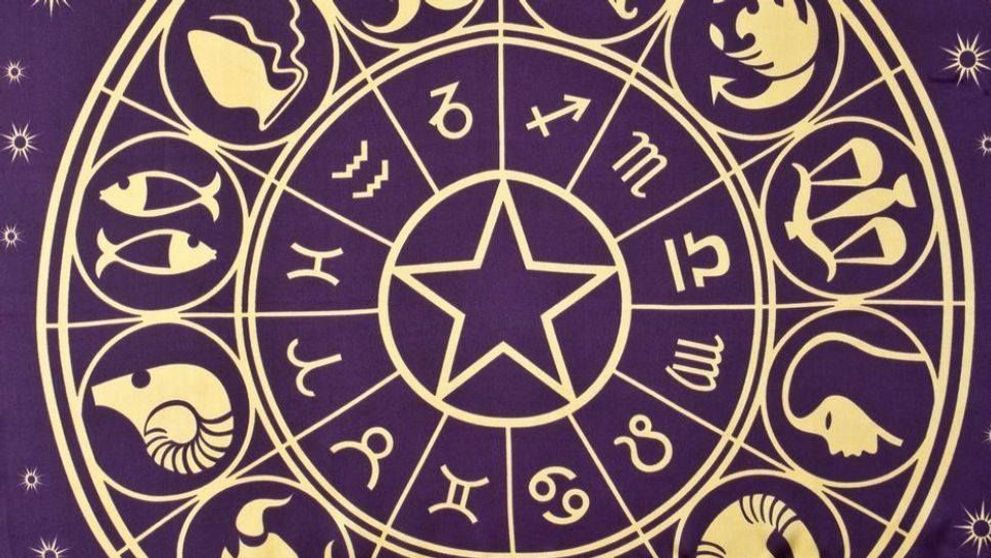 HOROSCOP 2015: Cum va fi anul viitor pentru fiecare zodie