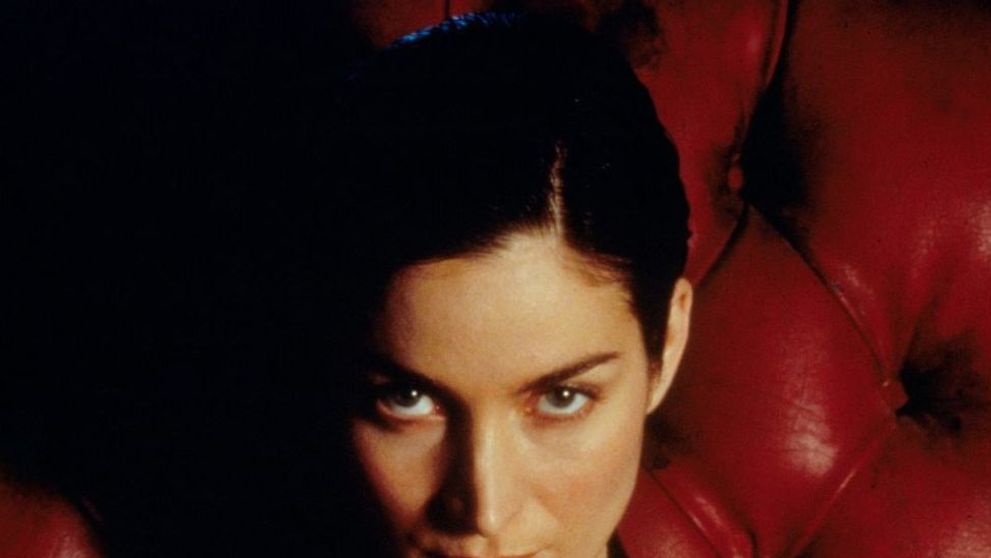 Au trecut 16 ani de cand a interpretat pentru prima data rolul lui Trinity din Matrix. Cum arata acum Carrie-Anne Moss
