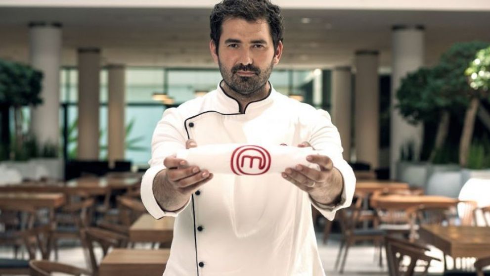 Chef Adrian Hadean imbraca din nou tricoul TEAM HOPE si alearga pentru copiii aflati in pericol de abandon
