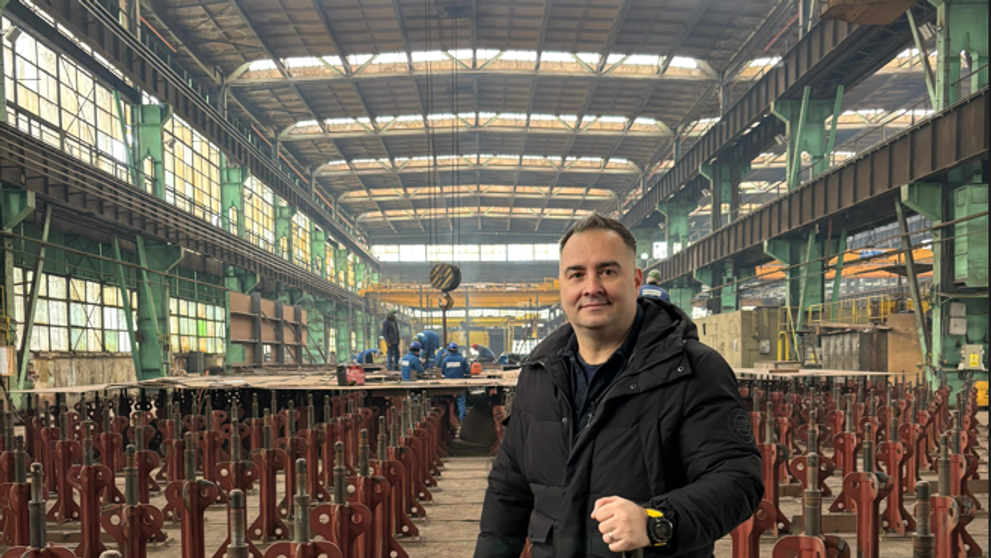 Facem nave de lux și de război, dar nu pentru noi, pentru alții...  Fără corvete, plini de regrete – o ancheta România, te iubesc!