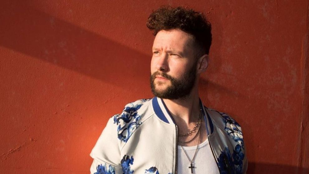 Calum Scott revine în România la festivalul Summer in the City din Piața Constituției, București