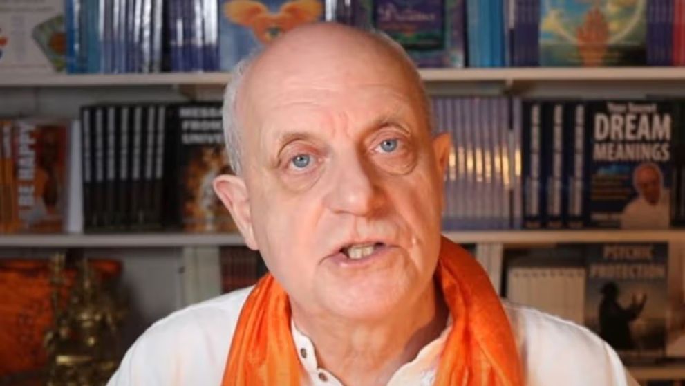 „Noul Nostradamus”, care a prezis moartea Reginei, a făcut cinci predicții tulburătoare pentru 2026. Ce spune „Profetul Apocalipsei”