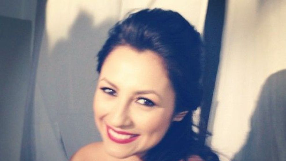 Andra si-a vrajit fanii cu o fotografie in care zambetul si decolteul sau au fost vedete